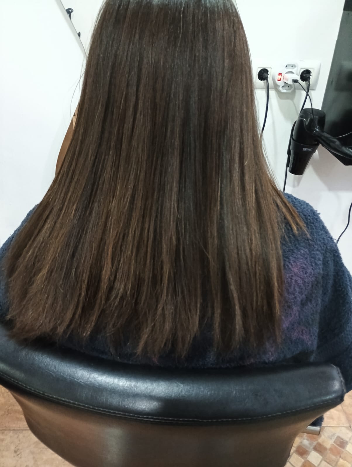 Después alisado de keratina en Tavernes resultado profesional